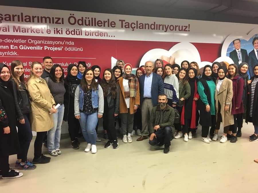 Sosyal Hizmetler Programı Öğrencilerimiz Yaşlılar Haftası Etkinliğinde! İstanbul Topkapı Üniversitesi