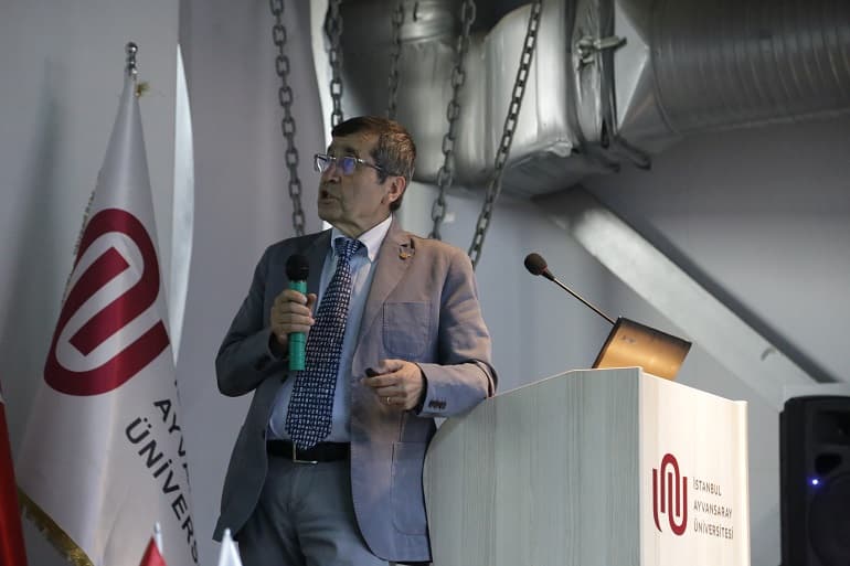 Ekmekle İlgili Bilimsel Gerçekler Paneli Ayvansaray Yerleşkesi’nde Gerçekleşti! İstanbul Topkapı Üniversitesi