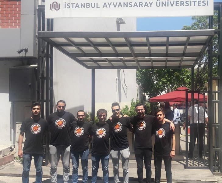 İstanbul Ayvansaray Üniversitesi Ultraaslan Uni Ayvansaray Kulübümüzden Kitap Desteği! İstanbul Topkapı Üniversitesi