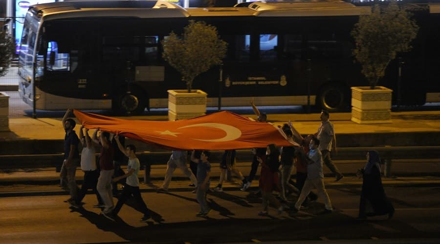 15 Temmuz Demokrasi ve Milli Birlik Günü Fotoğraf Sergimiz Açıldı! İstanbul Topkapı Üniversitesi