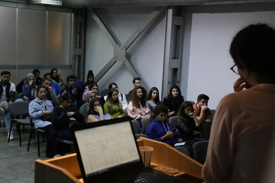 Erasmus+ Öğrenci Hareketlilikleri Tanıtım Seminerleri İstanbul Topkapı Üniversitesi