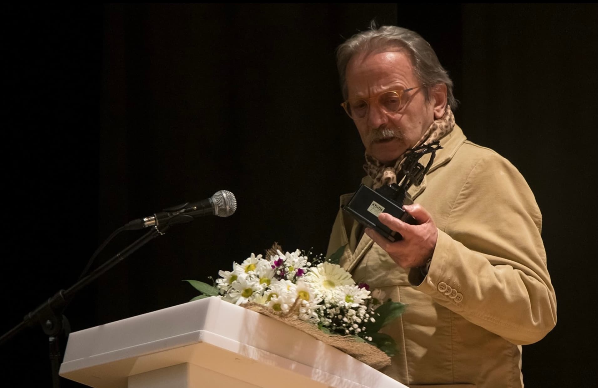 Dr. Vecihi Ofluoğlu'na Akademik Hizmet Ödülü İstanbul Topkapı Üniversitesi