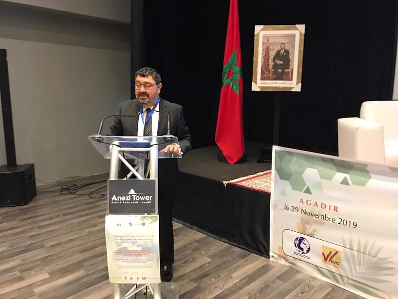 Doç. Dr. O. Can Ünver Göçmenlerin Korunmasında Sivil Toplumun Rolü Konferansı'nda! İstanbul Topkapı Üniversitesi