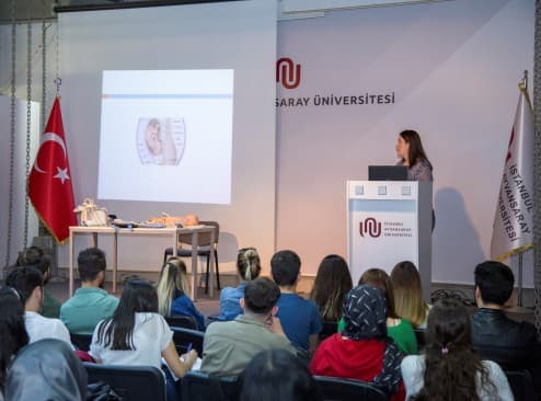 “Yeni Doğan ile İlgili Acil Vakalar” Semineri Gerçekleşti İstanbul Topkapı Üniversitesi