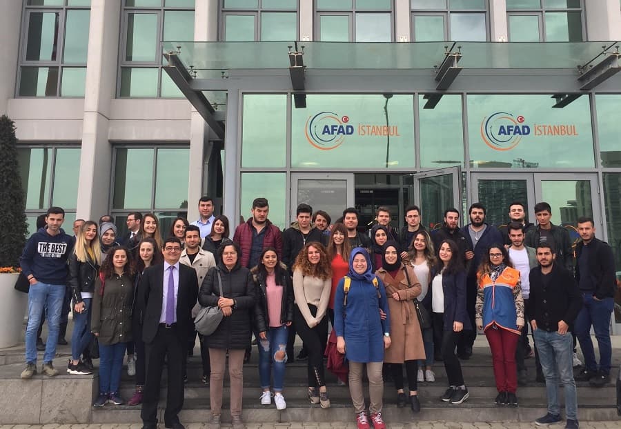 İLK VE ACİL YARDIM, ACİL DURUM VE AFET YÖNETİMİ ÖĞRENCİLERİ AFAD İLE BİRARAYA GELDİ! İstanbul Topkapı Üniversitesi